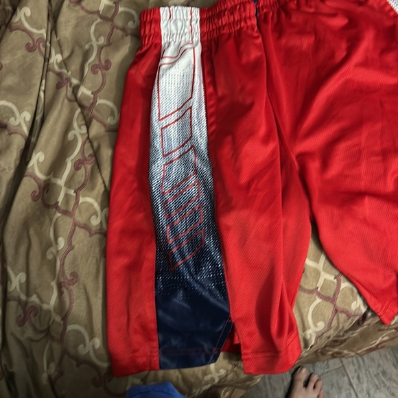 New - Picture 2 of 3